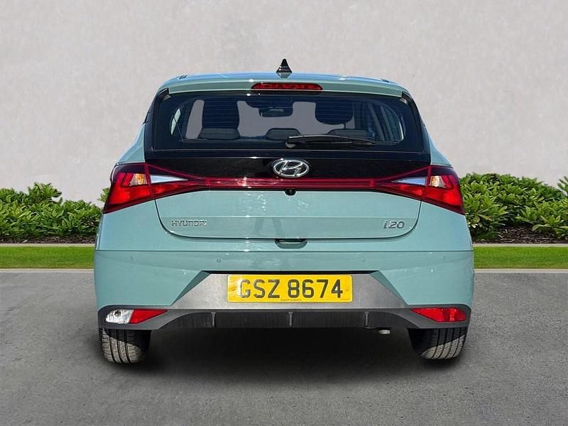 Used Hyundai i20 SE 2023 Green Hatchback