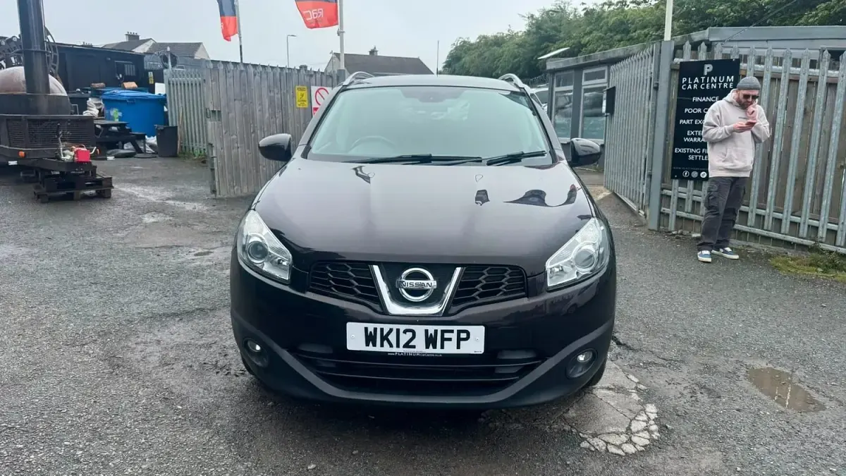 Used Nissan Qashqai N-TEC 110 HP (80 kW) 2012 Black SUV