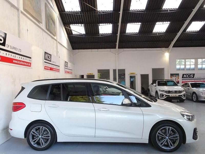 Used BMW 220 Sport Line 192 HP (141 kW) 2020 White MPV