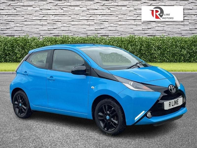 Blue Used 2016 Toyota Aygo X-cite Hatchback | £4,695 (Fair price) - Image 1/4