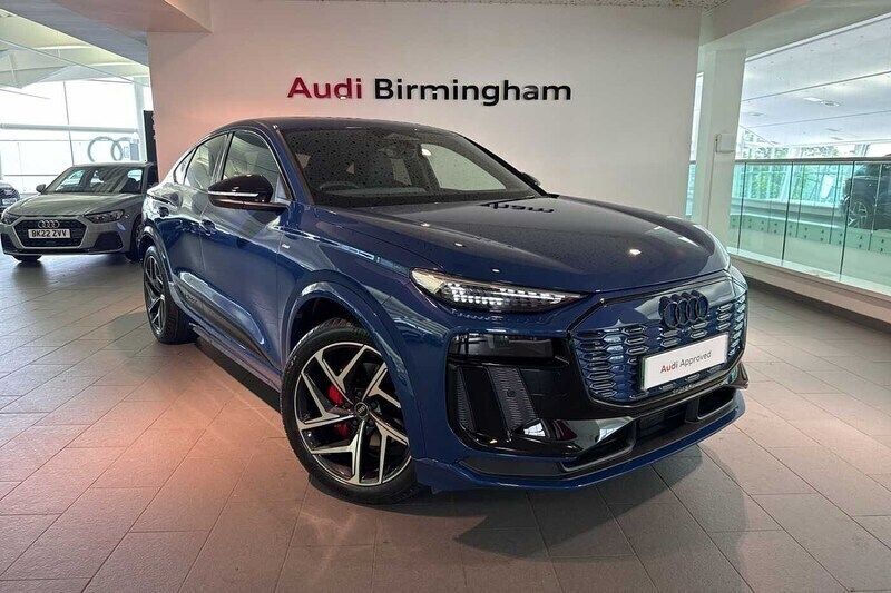 Ascari blue metallic New 2025 Audi Q6 e-tron Performance SUV | £69,950 (A bit pricey) - Image 1/4