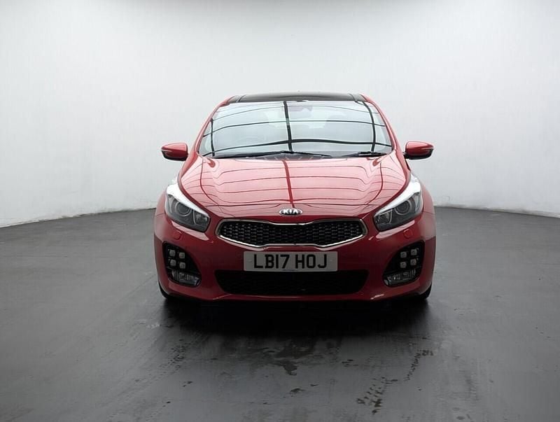 Used Kia ProCeed GT-Line S 134 HP (98 kW) 2017 Red Hatchback