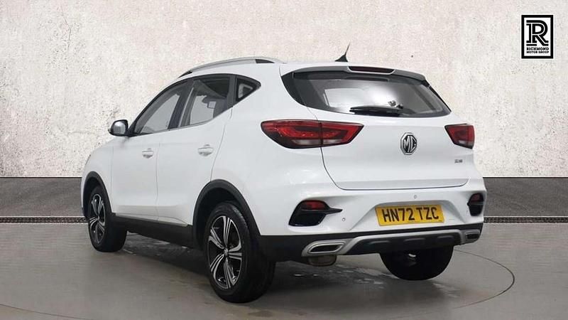 Used MG ZS Excite 106 HP (77 kW) 2022 White SUV
