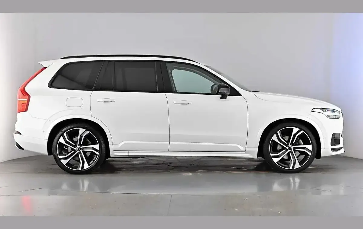 Used Volvo XC90 Ultimate 250 HP (183 kW) 2022 Crystal white SUV