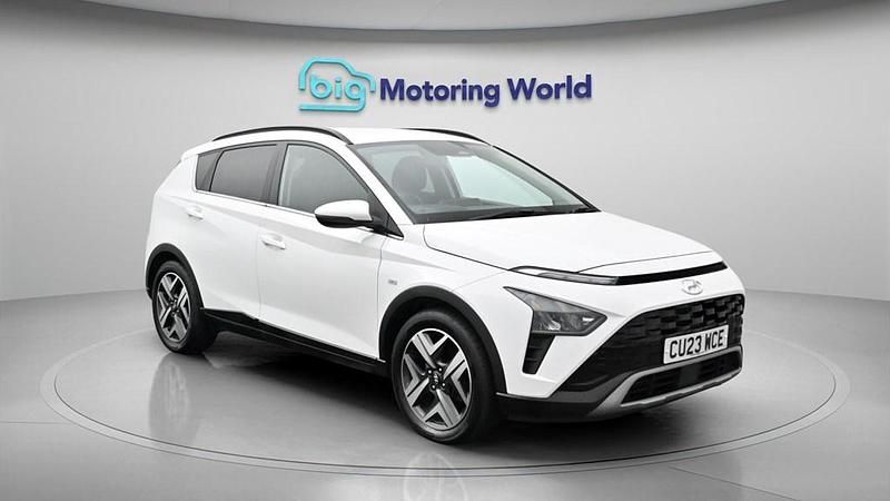 Used Hyundai Bayon Premium 120 HP (88 kW) 2023 White SUV