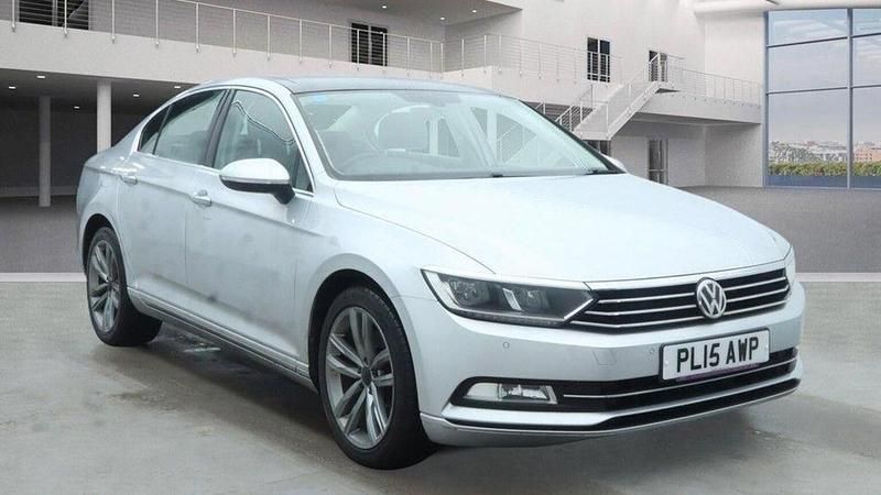 Used VW Passat SE 2015 Silver Sedan