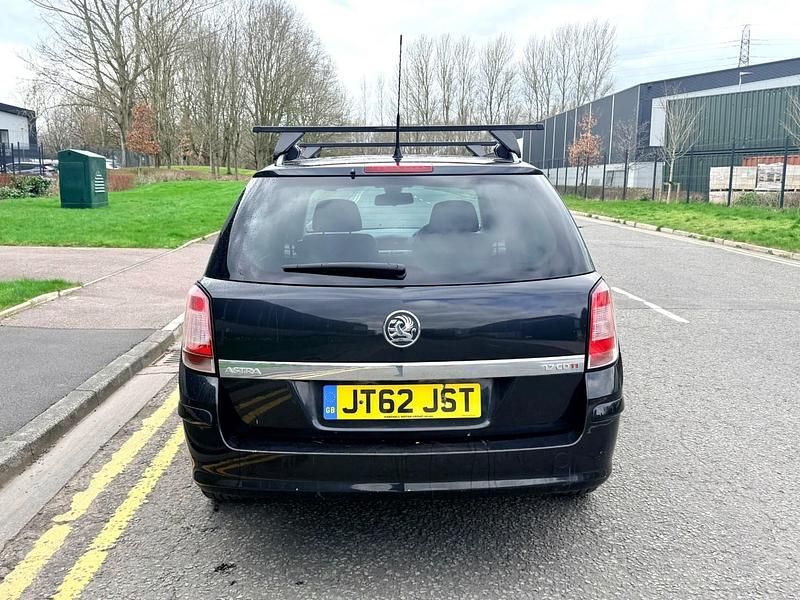 Used Vauxhall Astra Sportive 125 HP (91 kW) 2012 Black Van