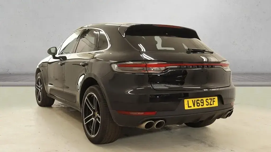 Used Porsche Macan S 354 HP (260 kW) 2019 Black SUV