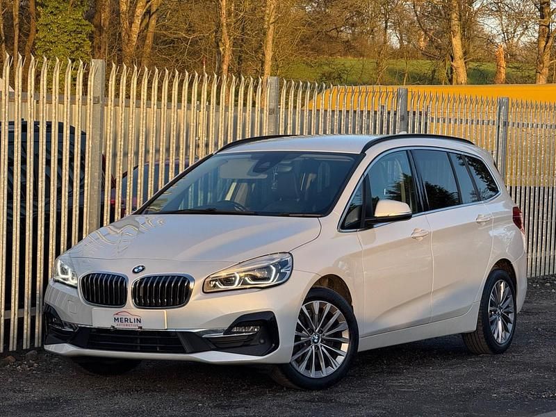 Used BMW 218 Luxury Line 2021 White Estate