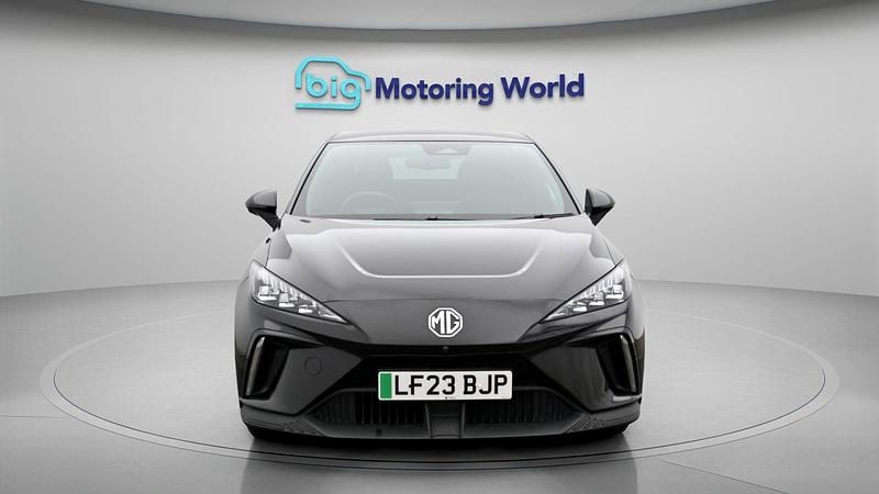 Used MG MG4 EV Trophy 319 kW (435 HP) 2023 Black Hatchback