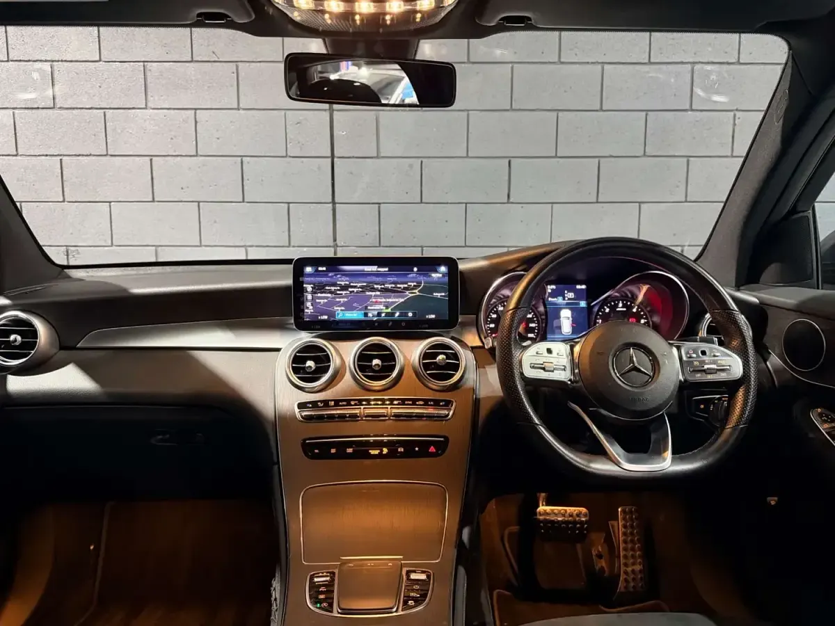 Second-hand Mercedes GLC220 AMG line 194 CP (142 kW) 2020 Gri SUV