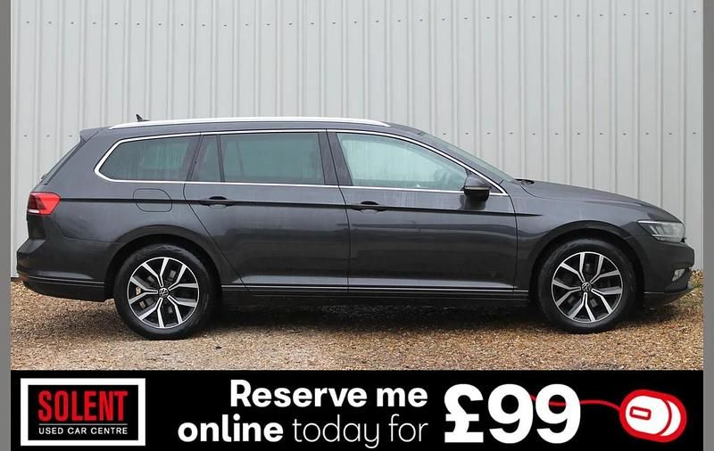 Used VW Passat SEL 147 HP (108 kW) 2021 Grey Estate