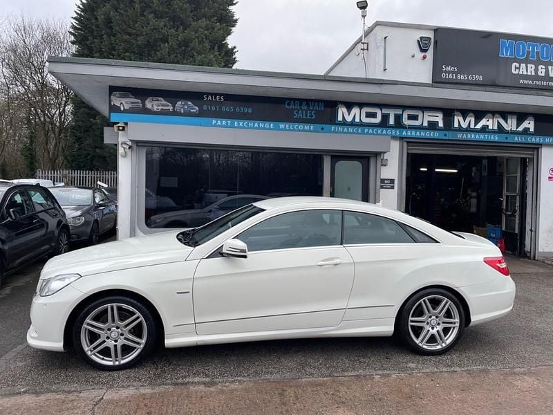 Begagnad Mercedes E350 2010 Vit Sportkupé