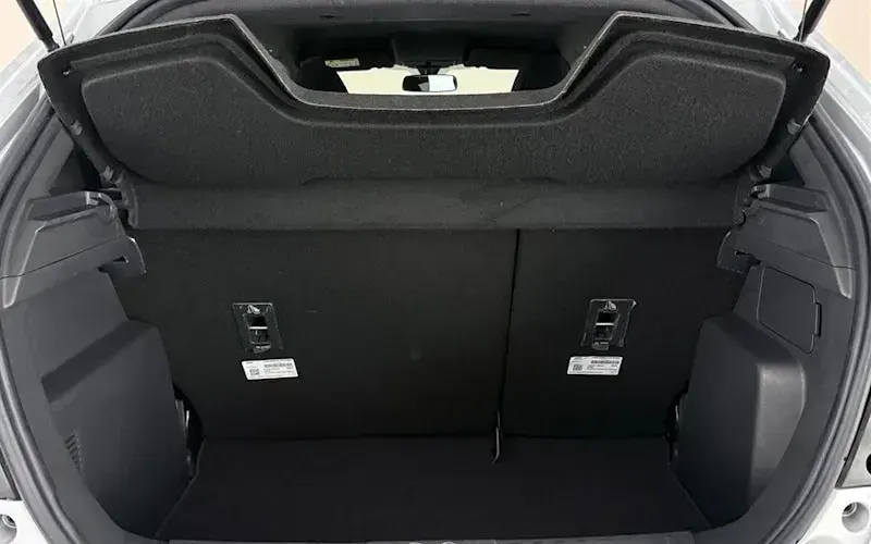 Used Ford Ka Plus Active 86 HP (63 kW) 2019 Silver Hatchback