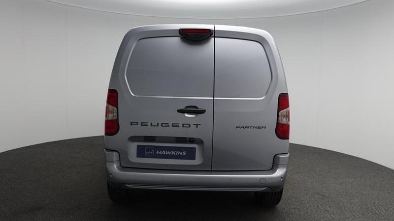 Nouă Peugeot Partner 131 CP (96 kW) 2026 Gri Monovolum
