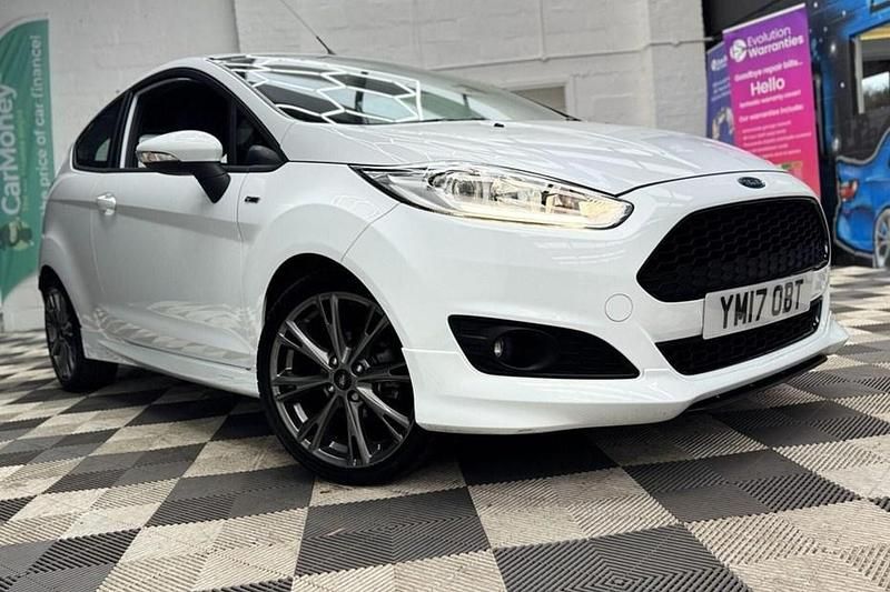 Used Ford Fiesta ST-Line 140 HP (102 kW) 2017 White Hatchback