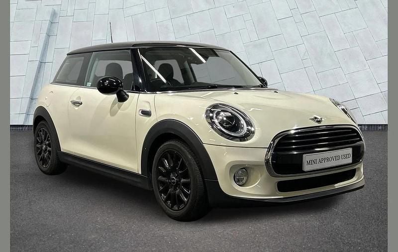 Used Mini Cooper Hatch 136 HP (100 kW) 2018 White Hatchback