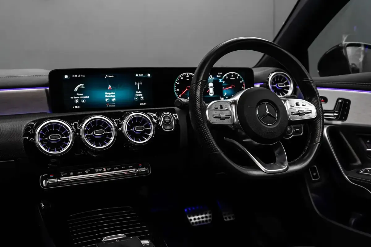 Used Mercedes CLA220 AMG Line Premium Plus 190 HP (139 kW) 2023 Black Coupe