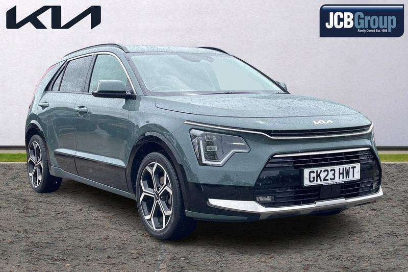 Green Used 2023 Kia Niro 3 SUV | £22,995 (A bit pricey) - Image 1/4