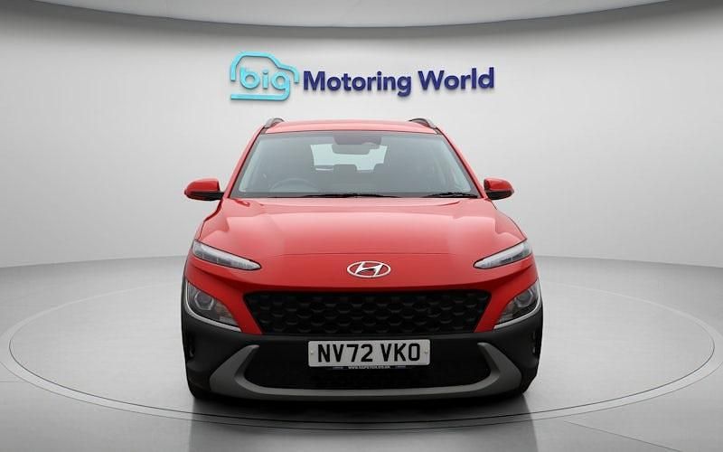 Used Hyundai Kona SE 141 HP (103 kW) 2022 Red SUV
