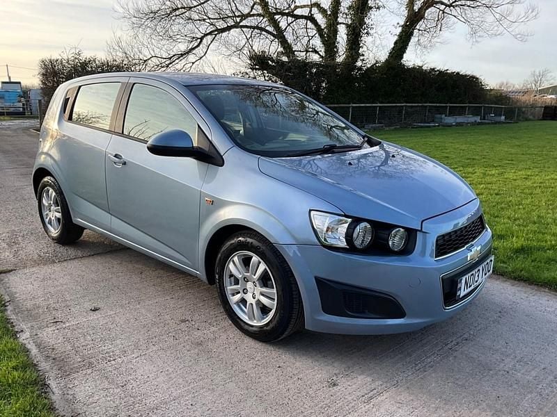 Blue Used 2013 Chevrolet Aveo LT Hatchback | £2,500 (Fair price) - Image 1/4