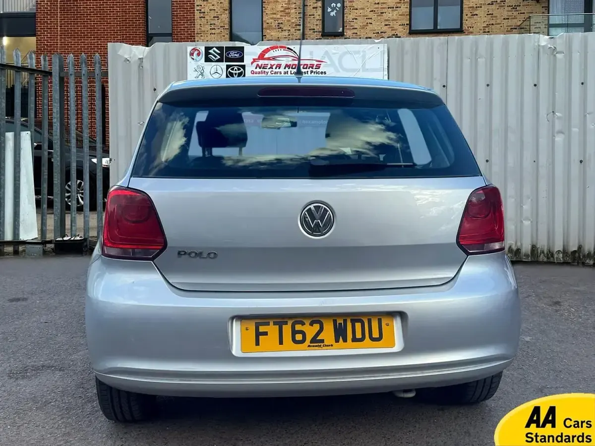 Used VW Polo S 59 HP (43 kW) 2013 Silver Hatchback