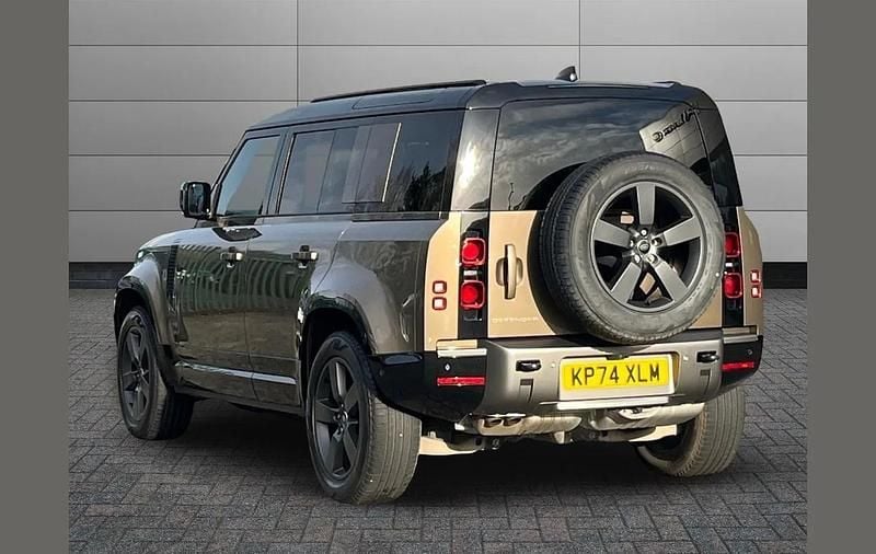 Used Land Rover Defender HSE Dynamic 344 HP (253 kW) 2024 Brown SUV