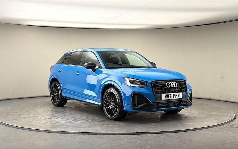 Used Audi Q2 Black Edition 150 HP (110 kW) 2021 Turbo blue SUV
