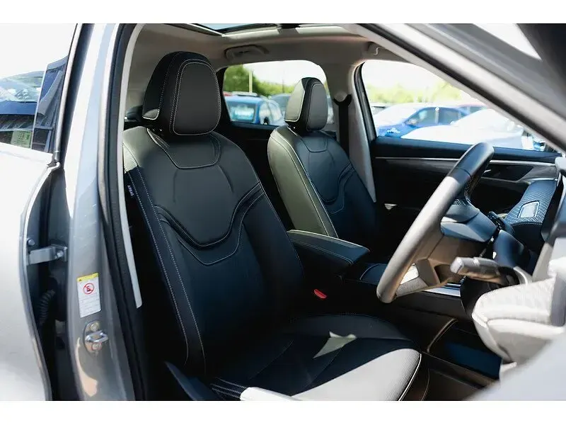 Käytetty Haval Jolion Ultra 189 HP (139 kW) 2025 Harmaa Katumaasturi