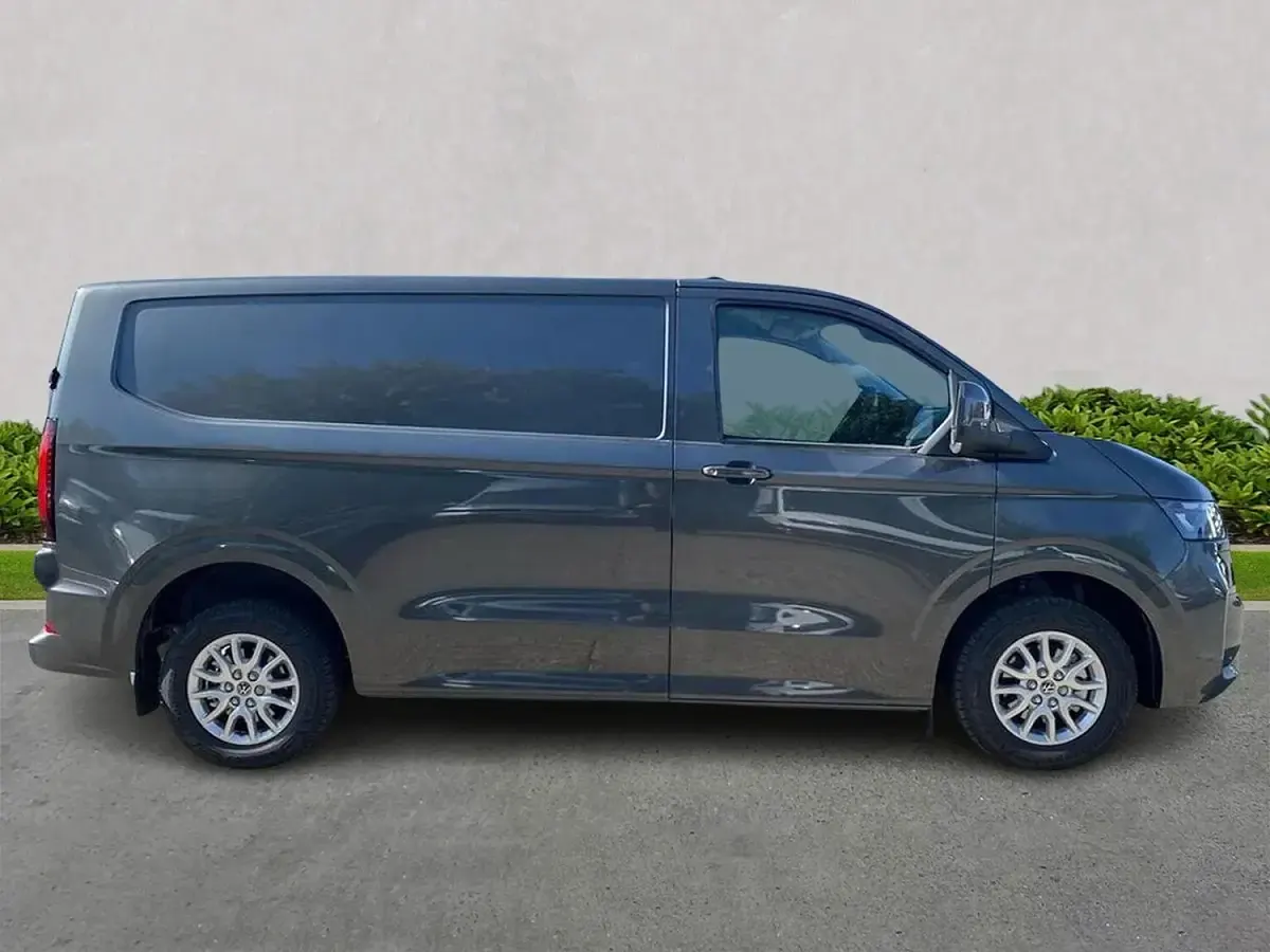 Used VW T7 Pro 160 kW (218 HP) 2025 Grey Van