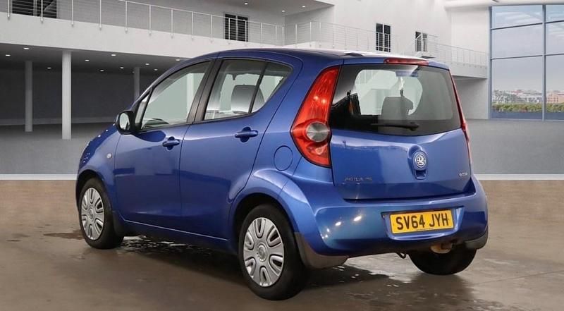 Used Vauxhall Agila S 68 HP (50 kW) 2014 Blue MPV