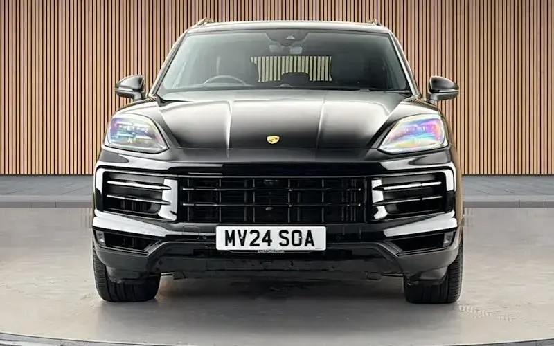 Used Porsche Cayenne 519 HP (381 kW) 2025 SUV