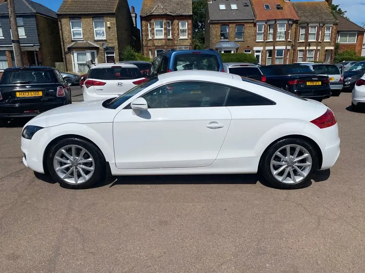 Used Audi TT Sport 160 HP (117 kW) 2012 White Coupe