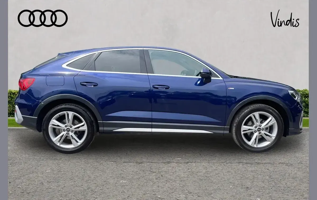 Used Audi Q3 S-Line 150 HP (110 kW) 2023 Blue SUV