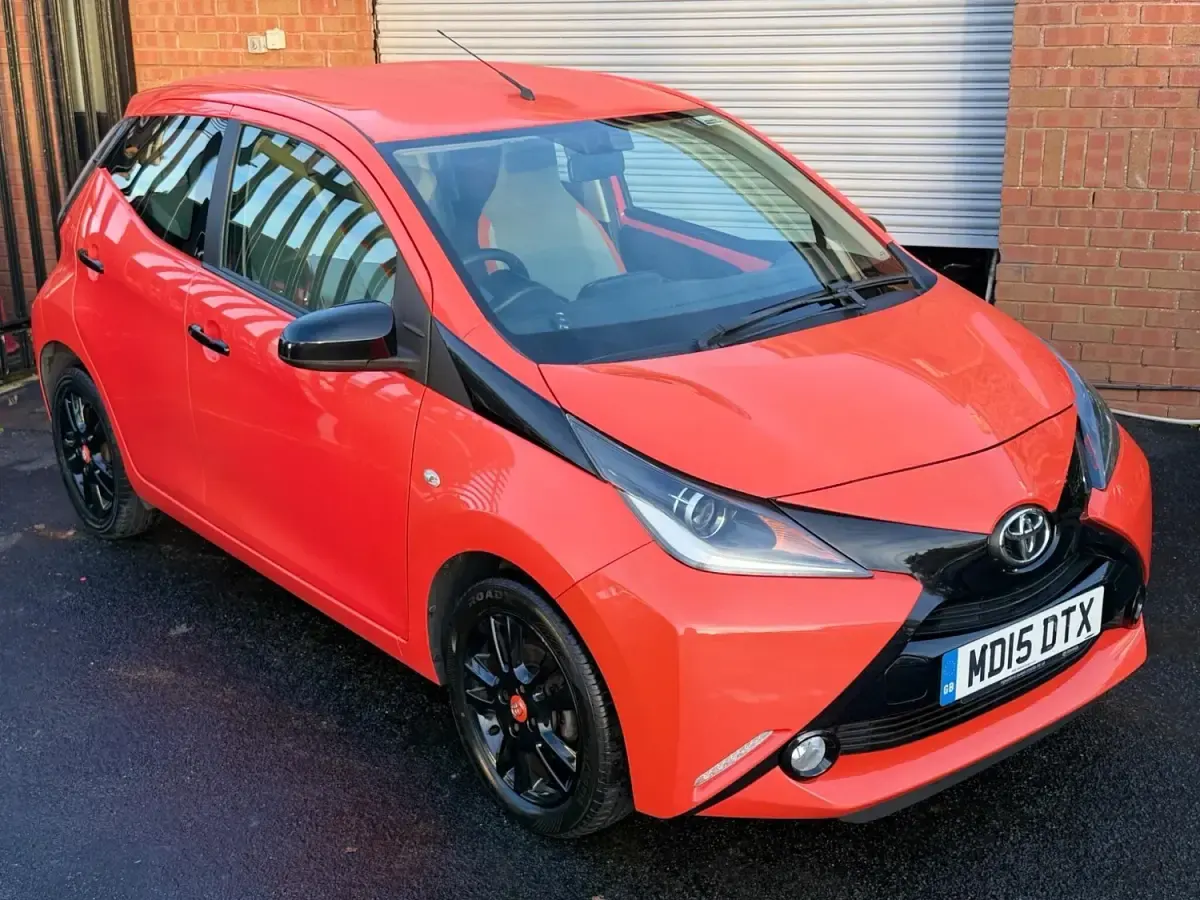 Gebraucht Toyota Aygo X-cite 2015 Orange Kleinwagen