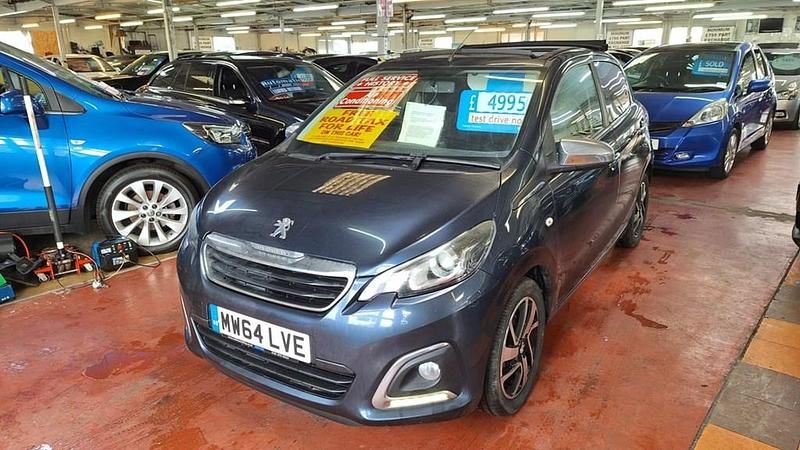 Used Peugeot 108 Allure Top 82 HP (60 kW) 2015 Blue Hatchback
