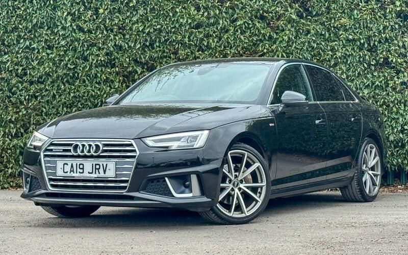 Used Audi A4 S-Line 190 HP (139 kW) 2019 Black Sedan