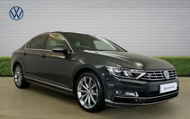 Begagnad VW Passat R-line 150 HK (110 kW) 2019 Sedan