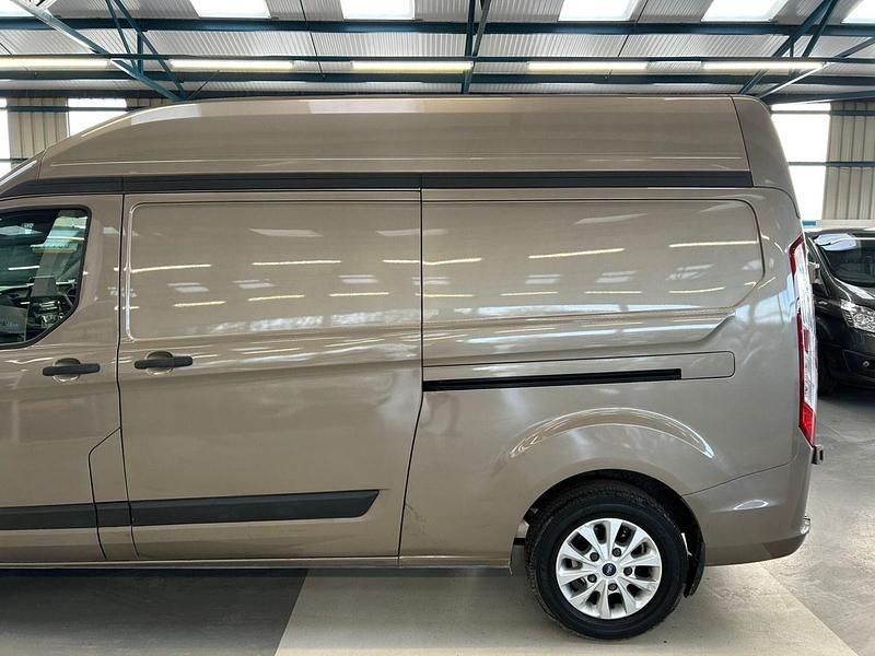 Used Ford Transit Custom Trend 130 HP (95 kW) 2018 Silver Van