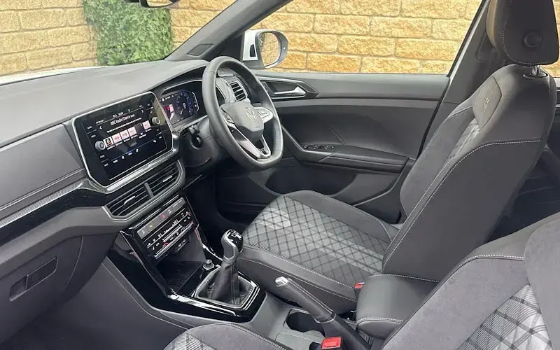 Used VW T-Cross R-line 116 HP (85 kW) 2025 Other SUV