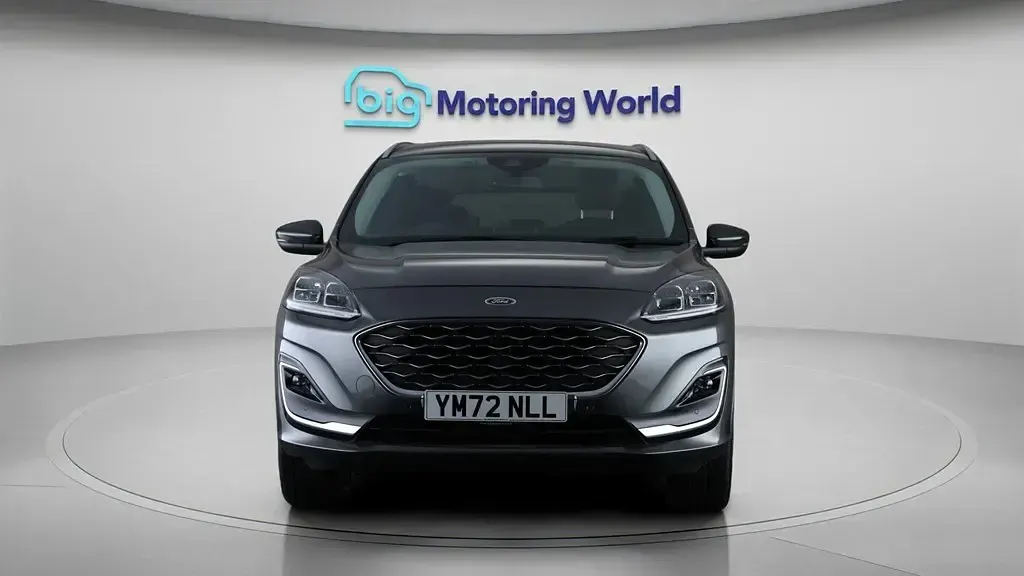 Gebraucht Ford Kuga Vignale 225 PS (165 kW) 2023 Grau SUV