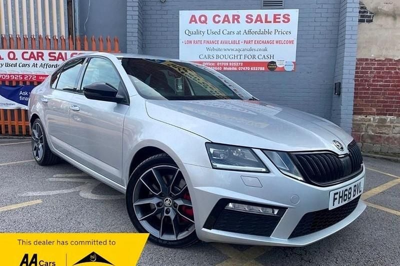 Silver Used 2019 Skoda Octavia vRS Hatchback | £11,490 (Super price) - Image 1/1