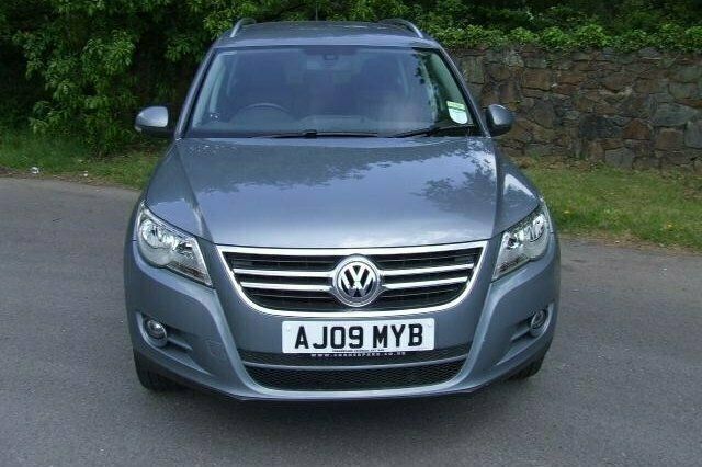 Used 2009 VW Tiguan S SUV | £10,000 - Image 1/4