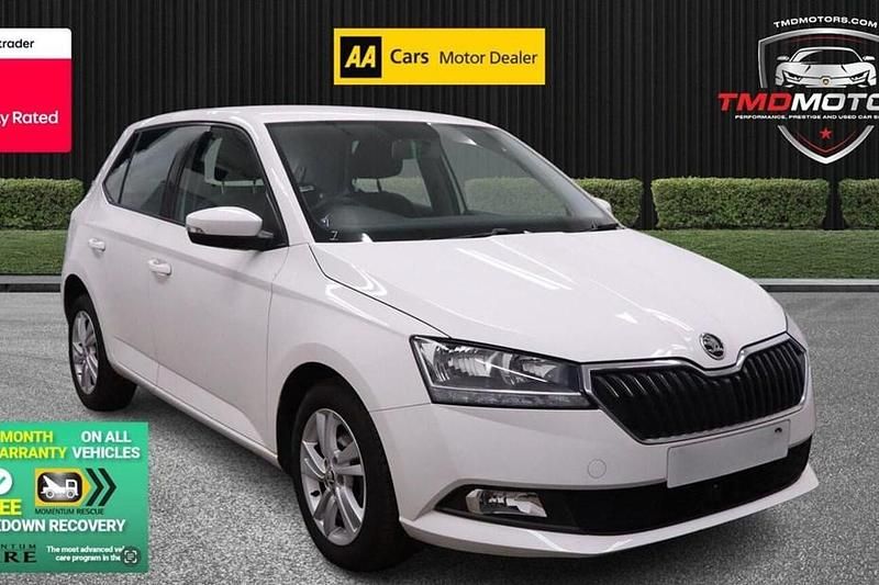 Used Skoda Fabia SE 95 HP (69 kW) 2018 White Hatchback