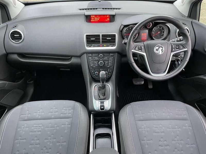 Used Vauxhall Meriva 120 HP (88 kW) 2016 Silver MPV