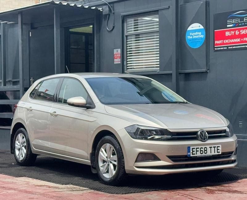 Silver Used 2018 VW Polo SE Hatchback | £10,389 (Good price) - Image 1/4