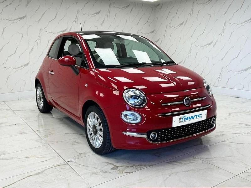 Used Fiat 500 Lounge 69 HP (50 kW) 2019 Red Hatchback