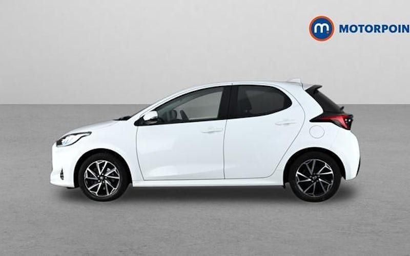 Used Toyota Yaris Hybrid Design 116 HP (85 kW) 2026 Hatchback