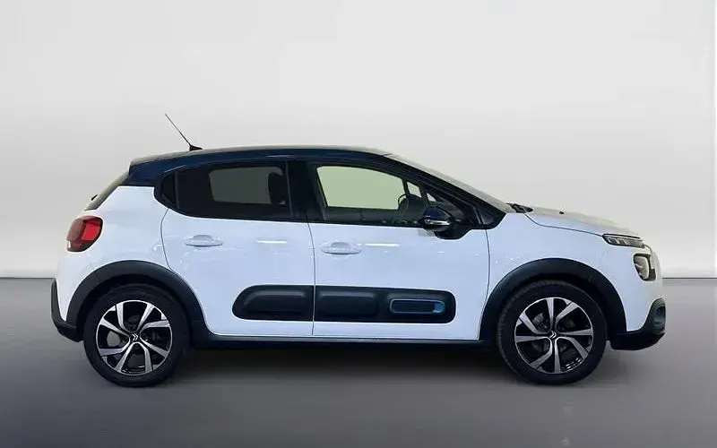 Used Citroën C3 PureTech 83 HP (61 kW) 2023 White Hatchback