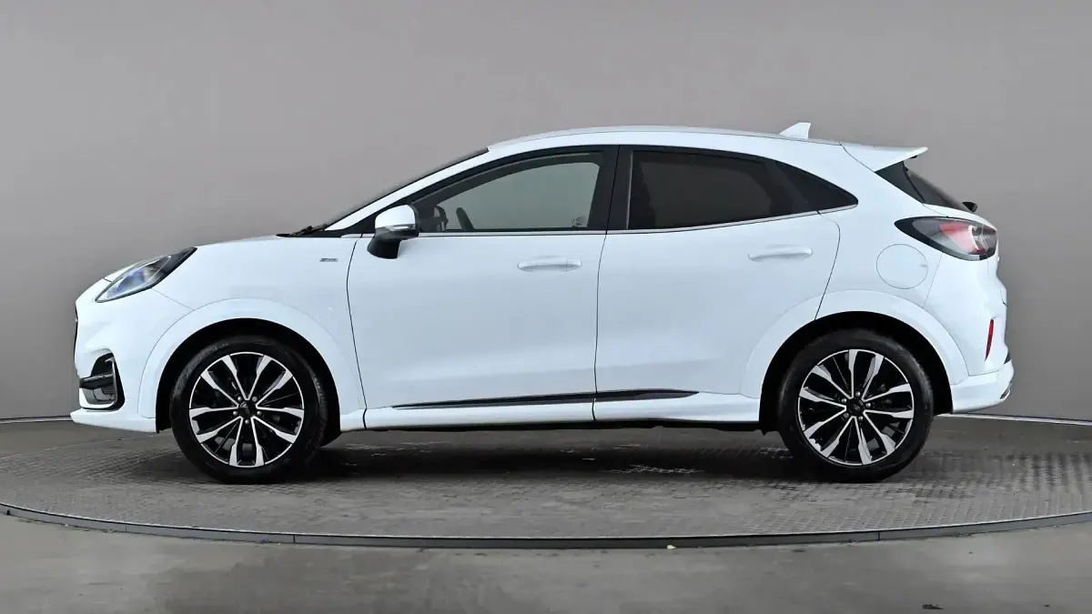 Used Ford Puma ST-Line 155 HP (114 kW) 2023 White SUV